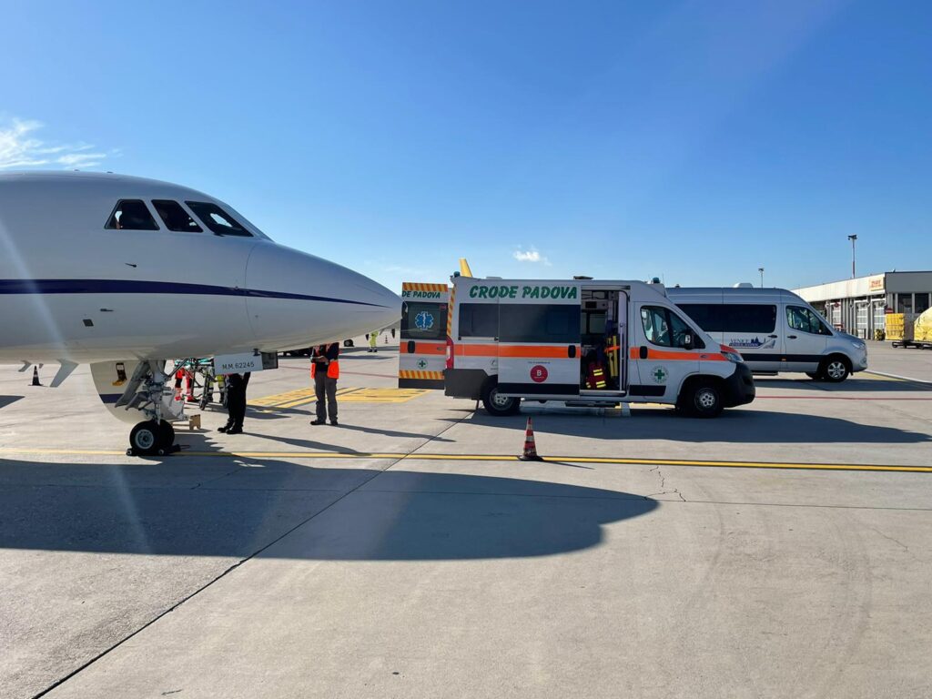 Aeronautica_volo urgente salva vita catania Venezia_4.11 1