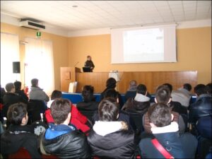 Alcuni momenti del briefing sulle attivit del Reparto
