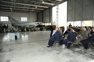 Briefing-presso-gruppo-efficienza-aeromobili