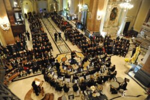 CONCERTO DI NATALE, IL 16° STORMO IN MUSICA PER LA PATRONA DEGLI AVIATORI - Aeronautica Militare