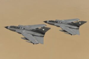Coppia di Tornado in volo