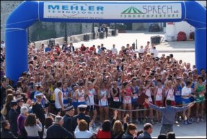 partenza atleti maratona
