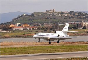 aereo al decollo
