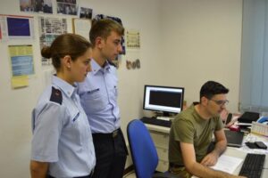 militari in ufficio