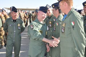 L'ADDETTO PER LA DIFESA E LA COOPERAZIONE PER LA DIFESA A WASHINGTON IN VISITA AL RAV DI CHINA LAKE - Aeronautica Militare