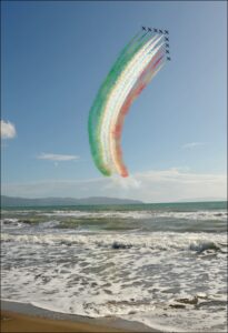 aerei militari in volo - freccie tricolore