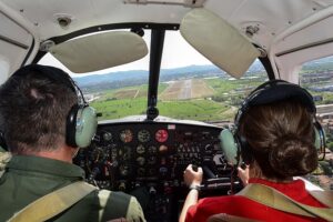 SCUOLA MILITARE DOUHET: "GIOVANI AQUILE" SUI CIELI DI FIRENZE - Aeronautica Militare