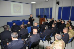 IL COMANDANTE DEL COA VISITA IL REPARTO MOBILE DI COMANDO E CONTROLLO DI BARI PALESE - Aeronautica Militare