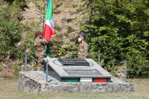 MISSIONE IN BOSNIA: COMMEMORAZIONE DELL'EQUIPAGGIO LYRA 34 - Aeronautica Militare
