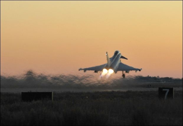 Eurofighter durante il decollo