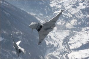 aerei militari in volo