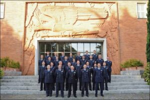 Foto-di-gruppo-all'ingresso