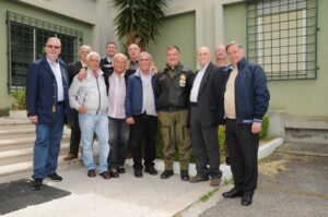 Foto di gruppo con il Direttore Col. Grimaldi