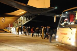 salita passeggeri su aereo