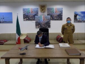 Il Sottosegretario alla Presidenza del Consiglio dei Ministri incontra il contingente italiano dell’IT NCC AIR – Task Force Air Kuwait.