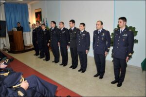 Frequentatori ed istruttori schierati