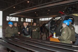 visita in hangar