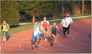 Gli-allievi-nella-gara-della-staffetta 4x100mt
