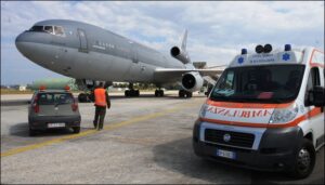 I mezzi intervenuti per supportare il velivolo Airbus AC10 della RNFA