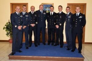 I neo abilitati della Capitaneria di Porto con i loro istruttori pre volo del 72 Stormo