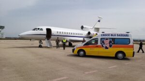 NEONATO IN PERICOLO DI VITA: TRASPORTO SANITARIO DELL'AERONAUTICA MILITARE DA ALGHERO A GENOVA