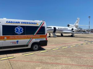 TRASPORTI SANITARI: VOLO URGENTE DA CAGLIARI A ROMA PER UN NEONATO - Aeronautica Militare