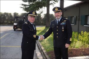 Il Col Maistrello riceve il Brigadier Generale Cuciniello