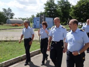 Il-Comandante-Logistico-durante-la-visita-al-ReSMA