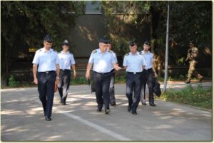Il-Comandante-la-Squadra-Aerea-in-visita-al-51-Stormo