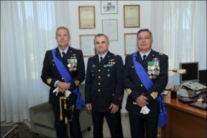 Il Gen Leonarduzzi con il Col Catania ed il Col DAngeli