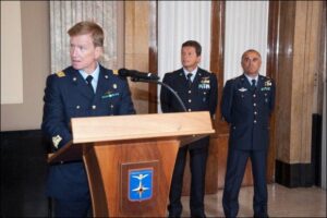 Il Gen Mascagna pronuncia il suo discorso
