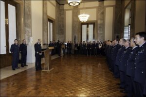 Il Generale Di Lauro Marcello durante il suo discorso