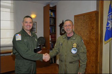 Il-Lt-Gen-Desclaux-ricevuto-dal-Gen-SA-Ottone