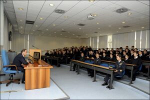 Il Prefetto incontra gli allievi