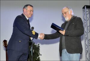 Il Ten. Col. Sardone e il Dott. Renzo Pili