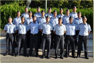 Il-colonnello-Scalese-con-i-sergenti-del-17-corso-OJT