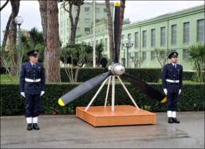 Il monumento all'aviatore