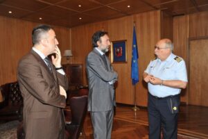Il-procuratore-a-colloquio-con-il-Generale-di-Squadra-Aeea-Tosi-Tiziano