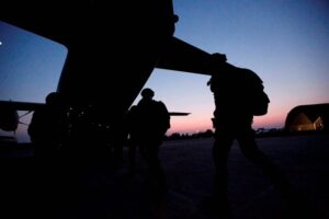 Imbarco per un lancio notturno