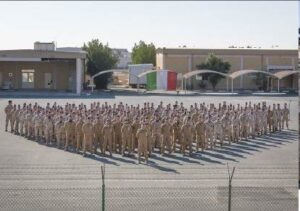foto di gruppo militari AM in mimetica