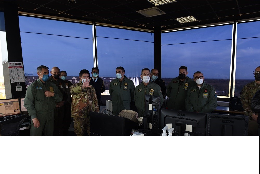 SICUREZZA VOLO: AD AVIANO INCONTRO BILATERALE TRA AM E USAF - Aeronautica Militare