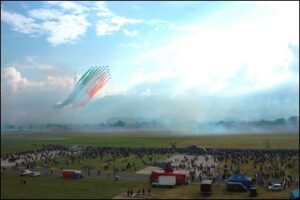 La-P.A.N.-durante-lesibizione-per-il-50-anniversario-della-Scuola-Volo-Elicotteri