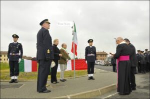 foto momento-benedizione-a-cura-del-vicario-del-Vescovo
