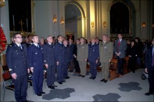 La cerimonia inizia con il solenne momento dell Inno d Italia