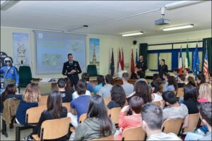 Liceo-Scientifico-e-Linguistico
