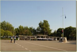 Lo-schieramento-del-36-Stormo-durante-l-alzabandiera