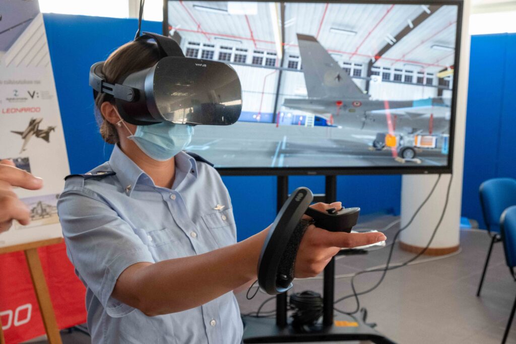 FORMAZIONE 4.0: REALTÀ AUMENTATA, VIRTUALE ED IMMERSIVA NELL'ADDESTRAMENTO ALLA MANUTENZIONE DEGLI AEROMOBILI - Aeronautica Militare