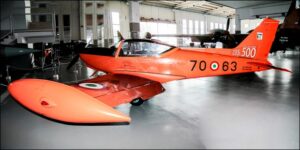 IL SIAI MARCHETTI SF 260 ESPOSTO A VIGNA DI VALLE - Aeronautica Militare