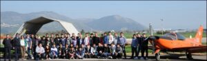 Studenti in posa per una foto ricordo