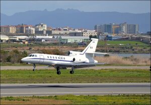 UN-FALCON-50-ATTERRA-ALLO-SCALO-DI-CAGLIARI-ELMAS